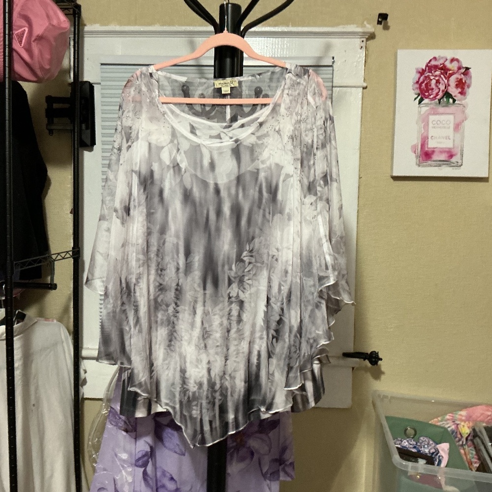 Women’s blouse